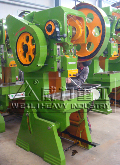 25噸開式可傾沖床