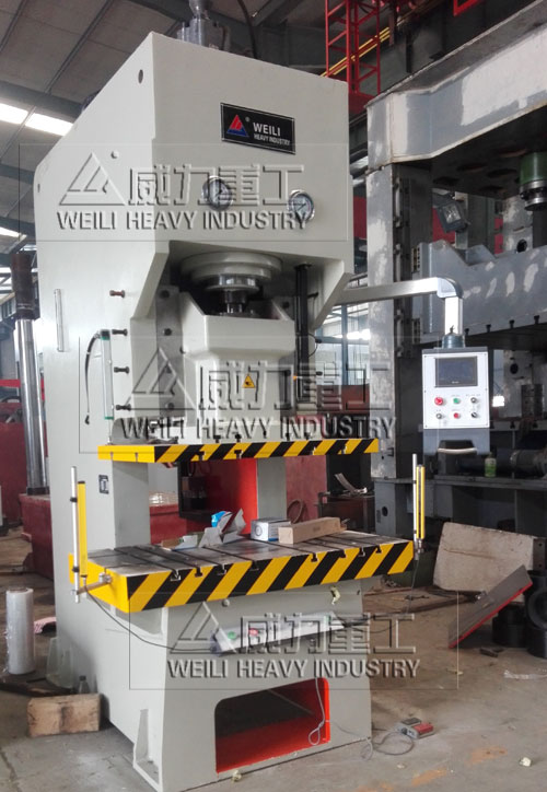 客戶定做160噸數控液壓沖床