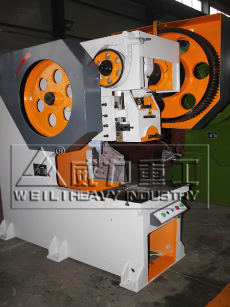 40噸機械深喉沖床生產(chǎn)廠家