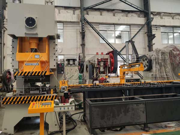 200噸氣動沖床錨桿托盤生產線